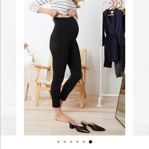 Maternity pants small